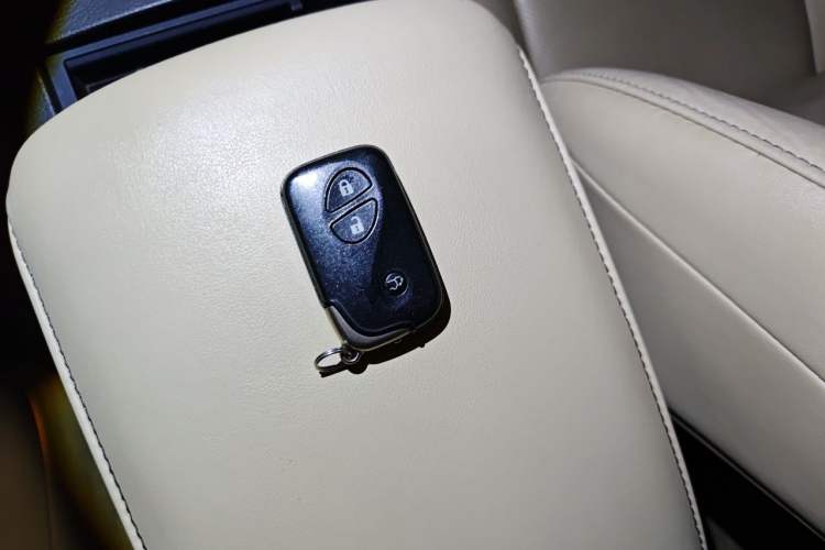 Used Lexus RX Classic 2012 270 Elegant Edition Vehicle Key
