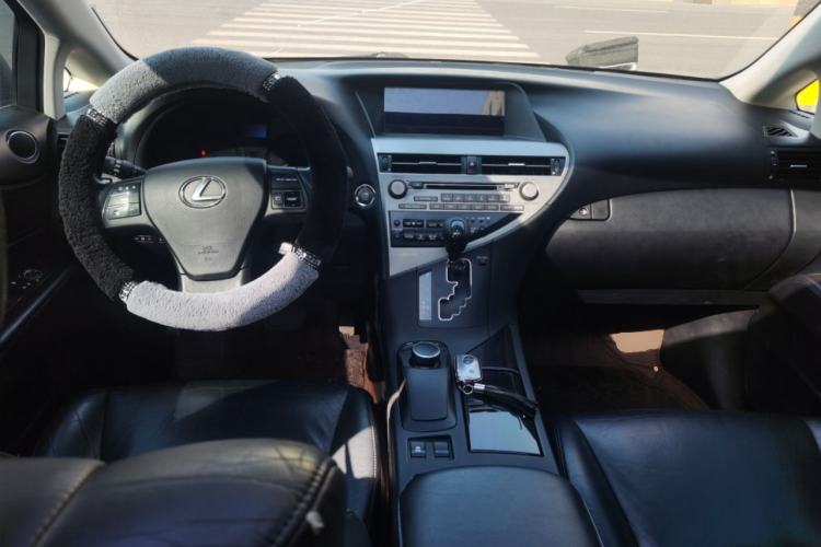 Used Lexus RX Classic 2012 270 Elegant Edition Center Console