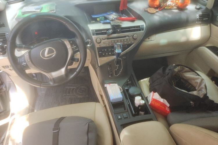 Used Lexus RX Classic 2012 270 Elegant Edition Center Console