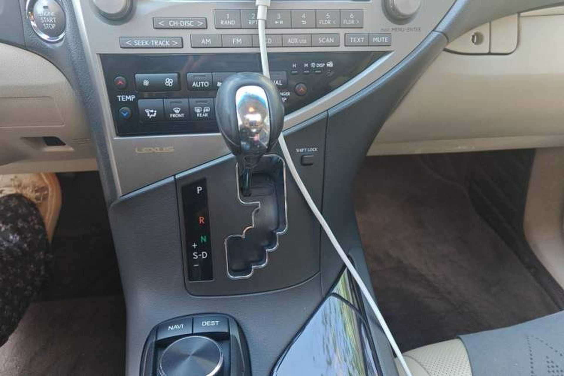Used Lexus RX Classic 2012 270 Elegant Edition Gear Lever