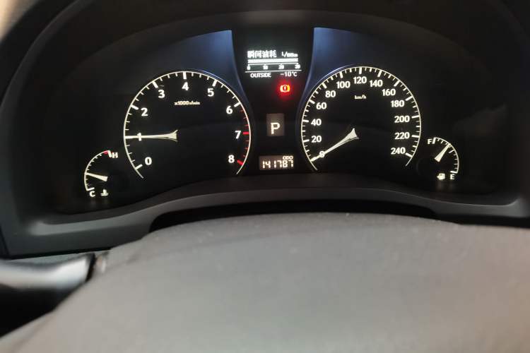 Used Lexus RX Classic 2012 270 Elegant Edition Odometer Close Up