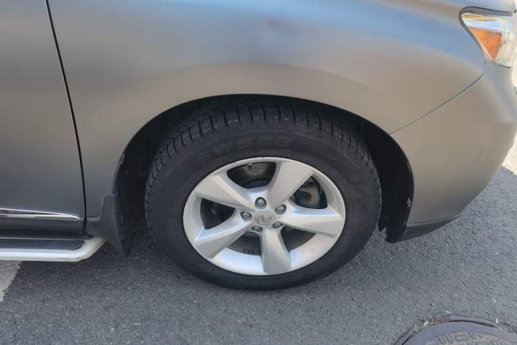 Used Lexus RX Classic 2012 270 Elegant Edition Right Front Wheel Hub