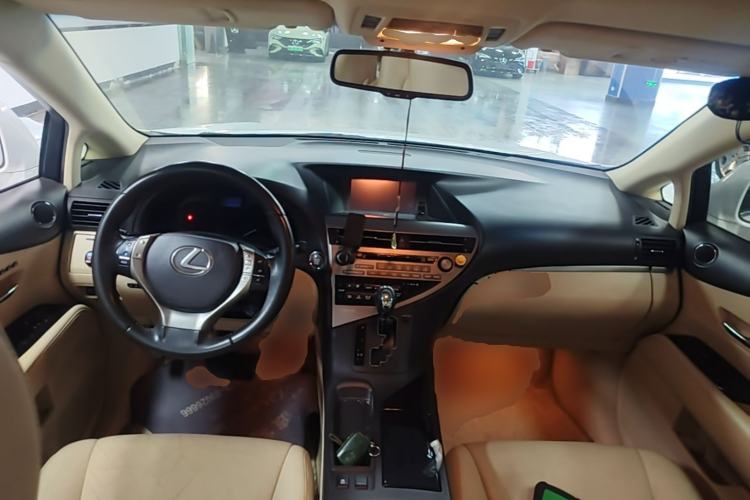 Used Lexus RX Classic 2012 270 Elegant Edition Center Console