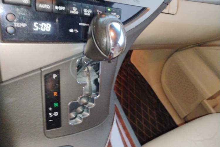 Used Lexus RX Classic 2012 270 Luxury Edition Gear Lever