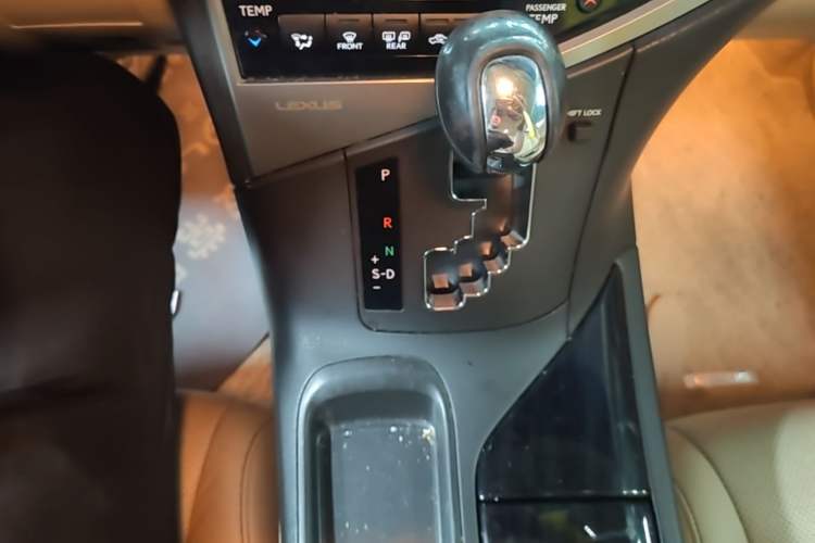 Used Lexus RX Classic 2012 270 Elegant Edition Gear Lever