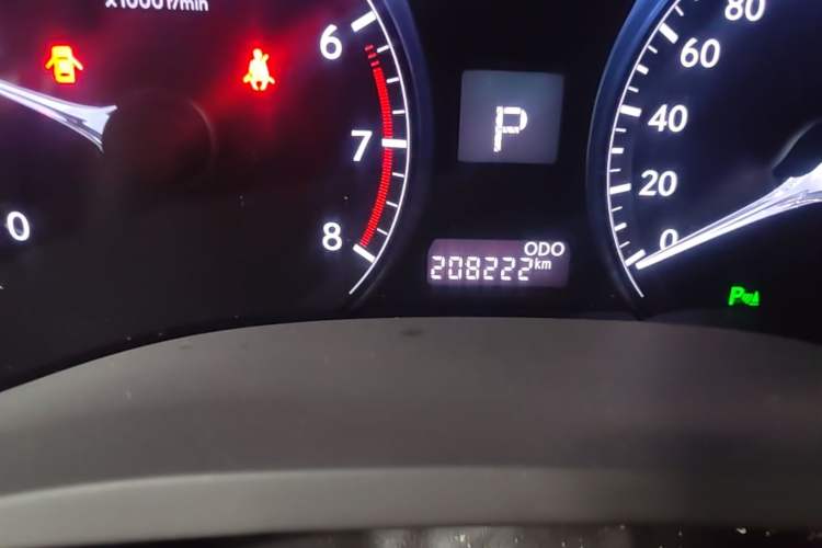 Used Lexus RX Classic 2012 270 Elegant Edition Odometer Close Up