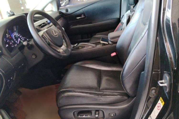 Used Lexus RX Classic 2012 270 Elegant Edition Interior 2