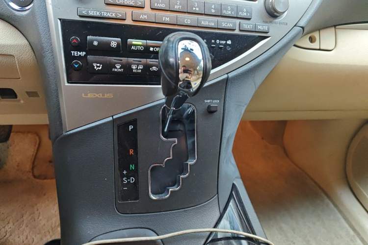 Used Lexus RX Classic 2012 270 Elegant Edition Gear Lever