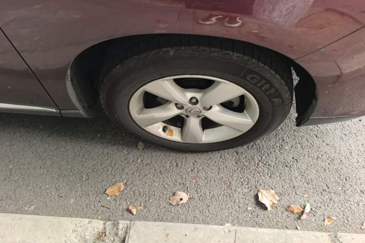 Used Lexus RX Classic 2012 270 Elegant Edition Right Front Wheel Hub