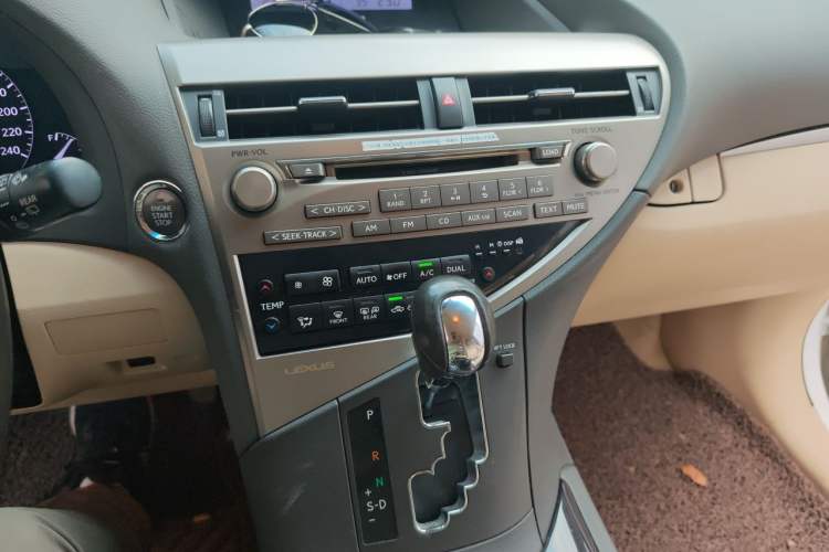 Used Lexus RX Classic 2012 270 Luxury Edition Audio And AC Panel
