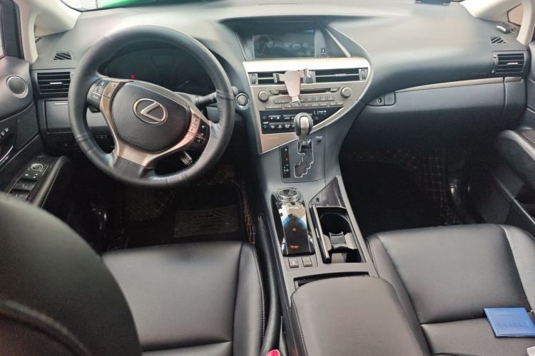 Used Lexus RX Classic 2012 270 Elegant Edition Center Console