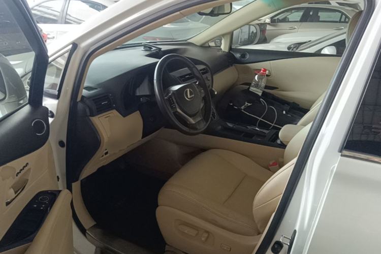 Used Lexus RX Classic 2012 270 Elegant Edition Driver Seat