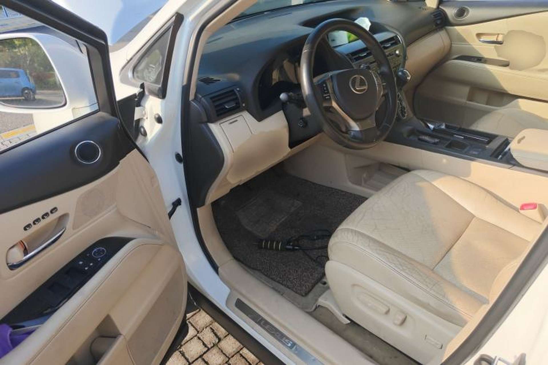 Used Lexus RX Classic 2012 270 Elegant Edition Driver Seat