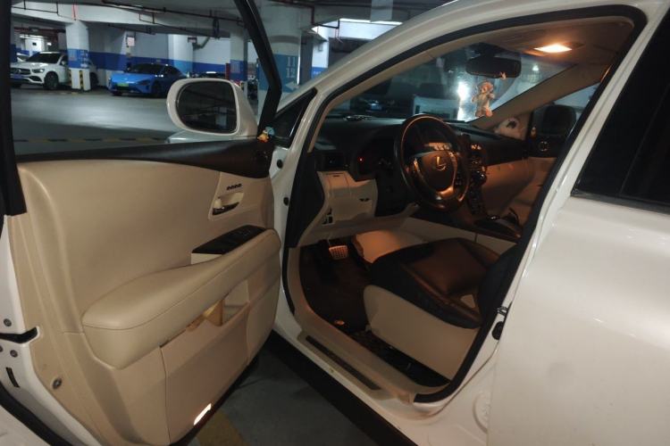 Used Lexus RX Classic 2012 270 Elegant Edition Driver Seat