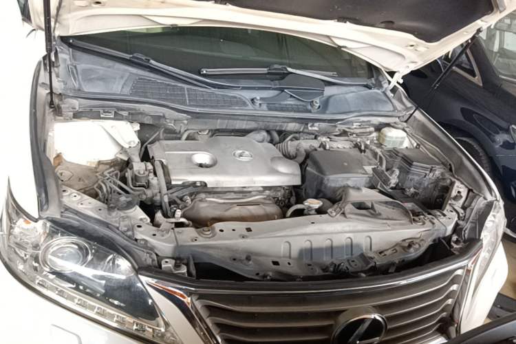 Used Lexus RX Classic 2012 270 Elegant Edition Engine Bay