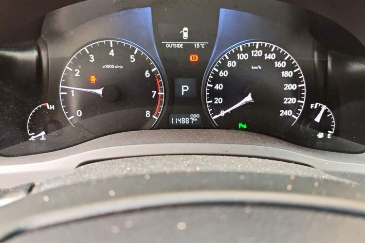 Used Lexus RX Classic 2012 270 Elegant Edition Odometer Close Up