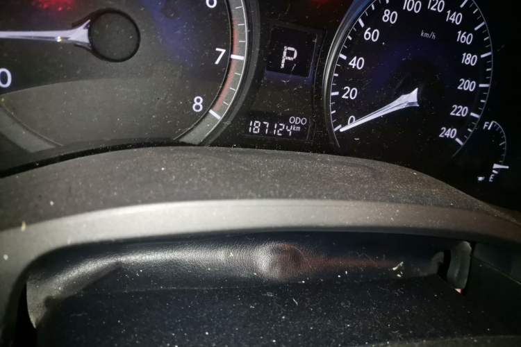 Used Lexus RX Classic 2012 350 Elegant Edition Odometer Close Up