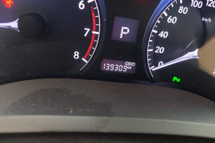 Used Lexus RX Classic 2012 270 Luxury Edition Odometer Close Up