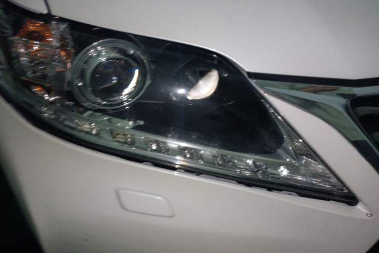 Used Lexus RX Classic 2012 270 Luxury Edition Right Front Headlight