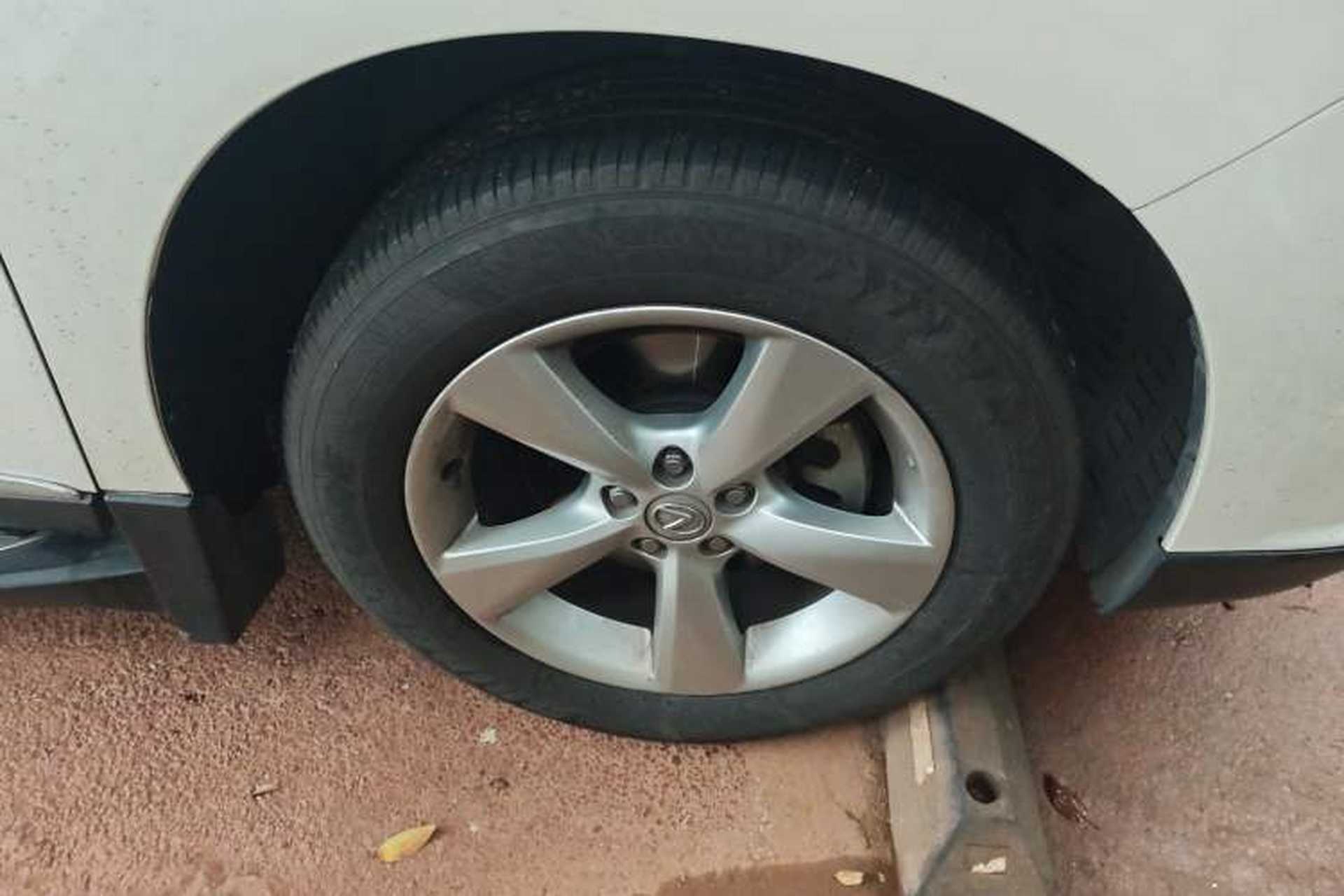 Used Lexus RX Classic 2012 270 Elegant Edition Right Front Wheel Hub