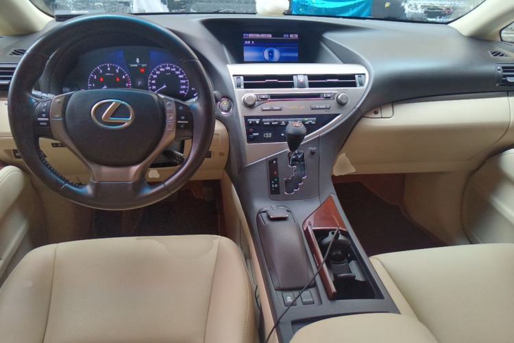 Used Lexus RX Classic 2012 270 Luxury Edition Center Console