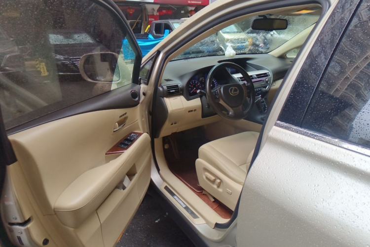 Used Lexus RX Classic 2012 270 Luxury Edition Driver Seat