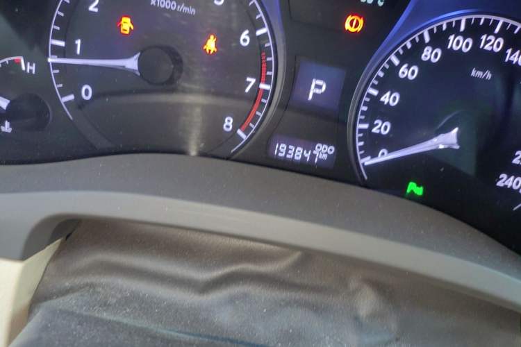Used Lexus RX Classic 2012 350 Luxury Edition Odometer Close Up