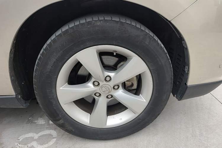 Used Lexus RX Classic 2012 270 Elegant Edition Right Front Wheel Hub