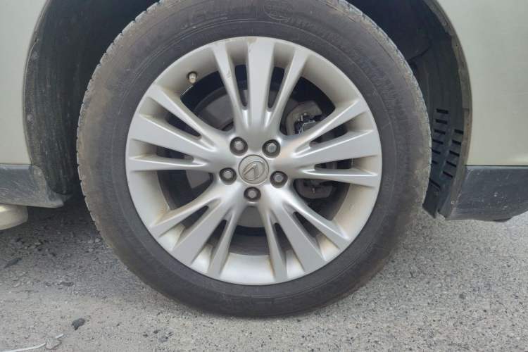 Used Lexus RX Classic 2012 350 Luxury Edition Right Front Wheel Hub