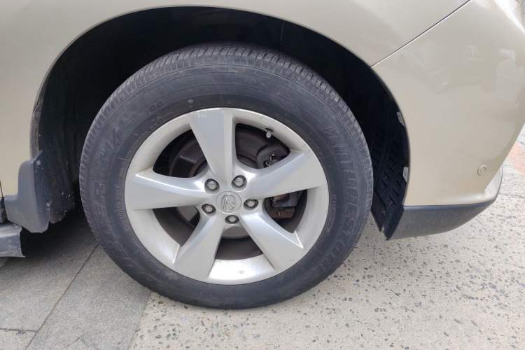 Used Lexus RX Classic 2012 270 Elegant Edition Right Front Wheel Hub