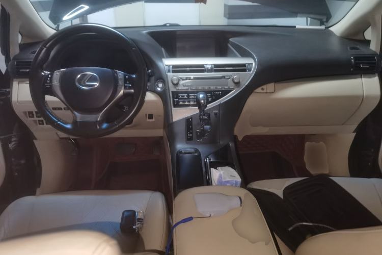 Used Lexus RX Classic 2013 270 Elegant Edition Center Console