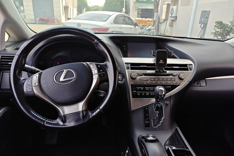 Used Lexus RX Classic 2013 270 Elite Edition Center Console