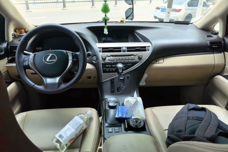Used Lexus RX Classic 2013 270 Elegant Edition Center Console