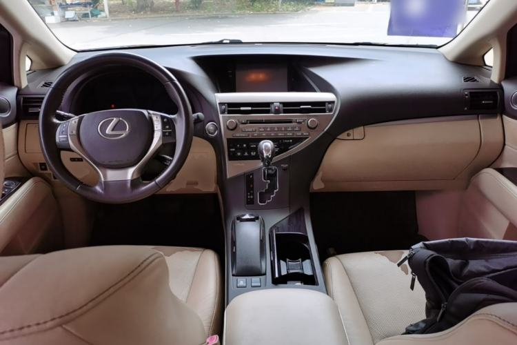 Used Lexus RX Classic 2013 270 Elite Edition Center Console