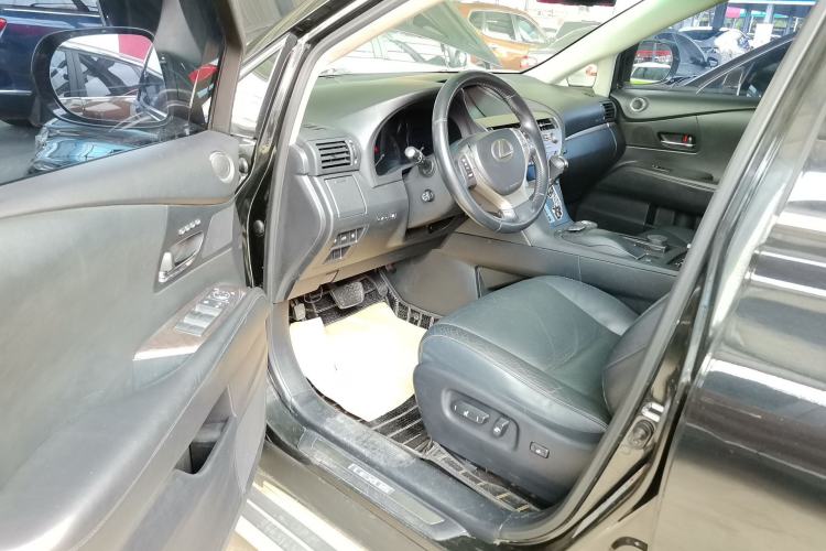 Used Lexus RX Classic 2013 270 Luxury Edition Driver Seat