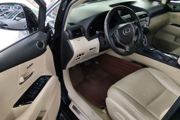 Used Lexus RX Classic 2013 270 Elegant Edition Driver Seat