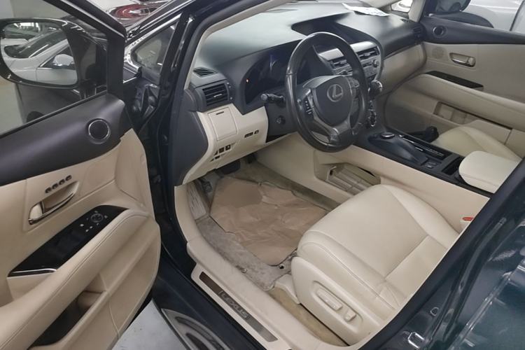 Used Lexus RX Classic 2013 270 Elite Edition Driver Seat