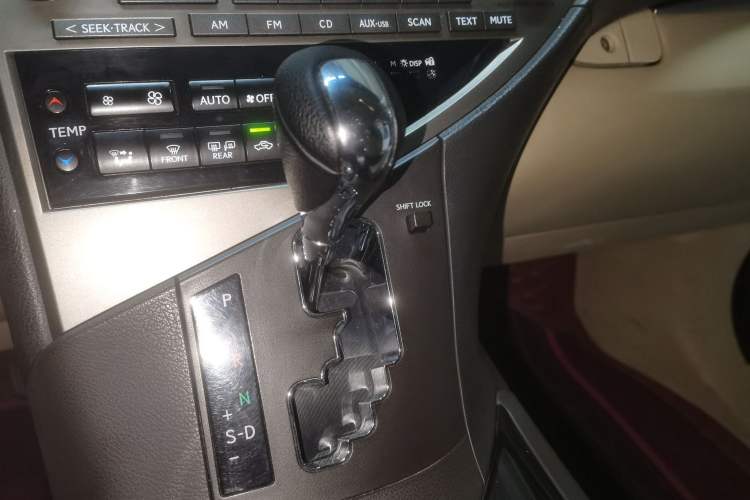 Used Lexus RX Classic 2013 270 Elegant Edition Gear Lever