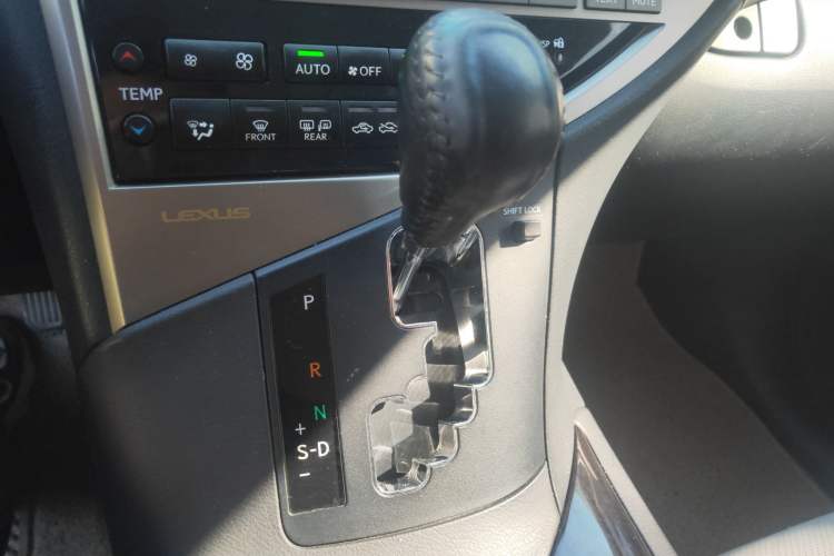 Used Lexus RX Classic 2013 270 Elite Edition Gear Lever