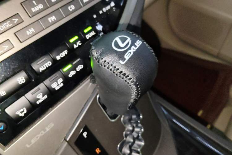 Used Lexus RX Classic 2013 270 Elegant Edition Gear Lever