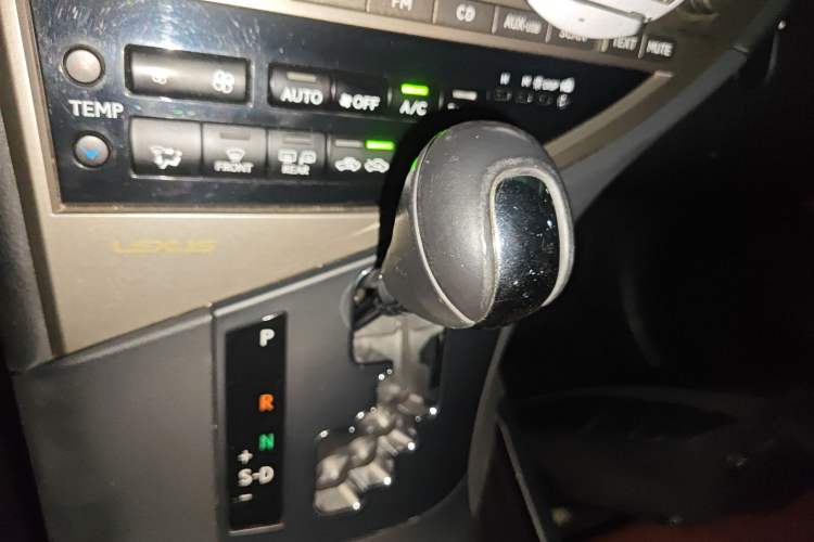 Used Lexus RX Classic 2013 270 Elite Edition Gear Lever