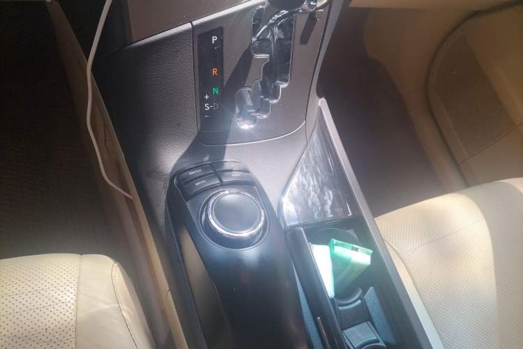 Used Lexus RX Classic 2013 270 Elite Edition Gear Lever