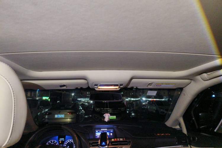Used Lexus RX Classic 2013 270 Mark Levinson Limited Edition Headliner