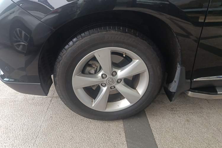 Used Lexus RX Classic 2013 270 Elite Edition Left Front Wheel Hub