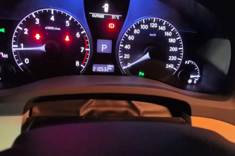 Used Lexus RX Classic 2013 270 Elite Edition Odometer Close Up