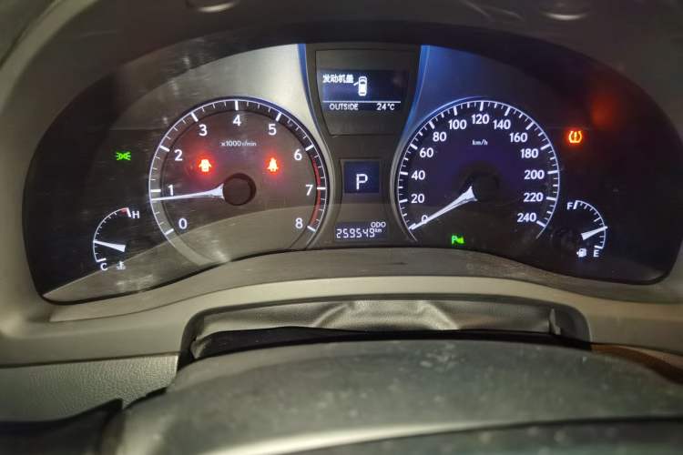 Used Lexus RX Classic 2013 270 Elite Edition Odometer Close Up