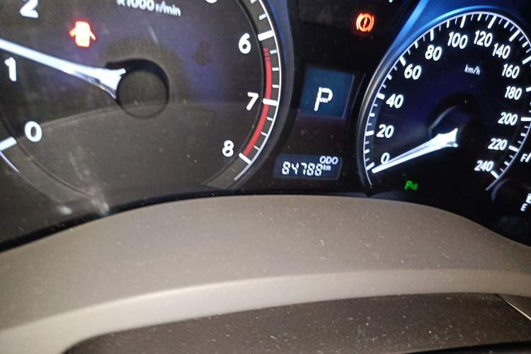 Used Lexus RX Classic 2013 270 Elite Edition Odometer Close Up