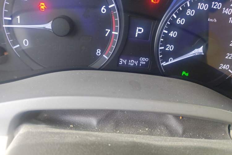 Used Lexus RX Classic 2013 270 Elite Edition Odometer Close Up