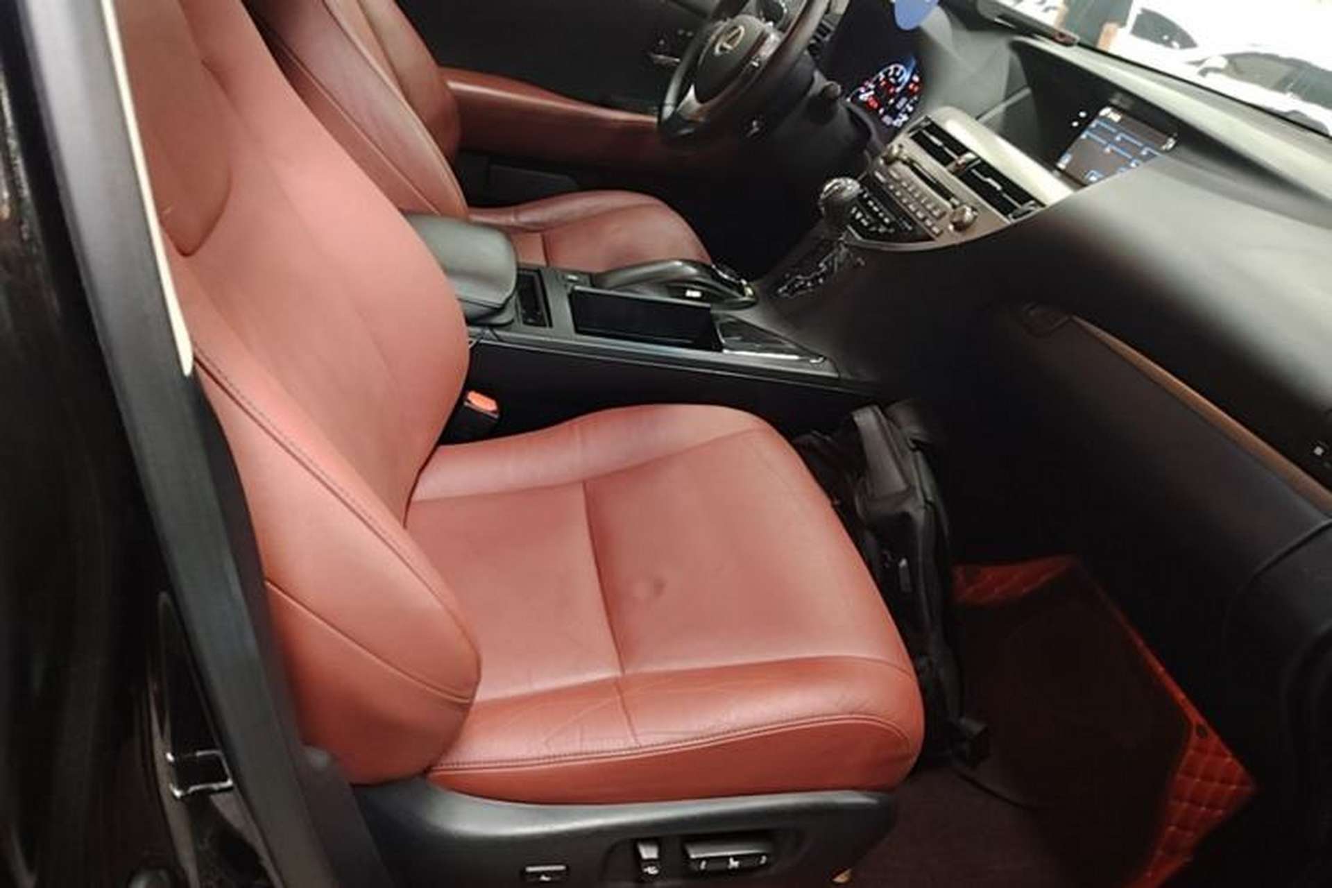 Used Lexus RX Classic 2013 270 Elite Edition Right Front Seat