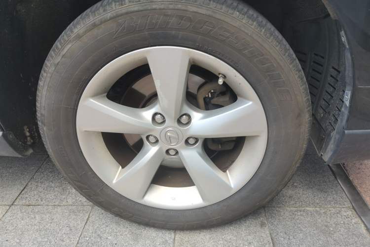 Used Lexus RX Classic 2013 270 Elite Edition Right Front Wheel Hub